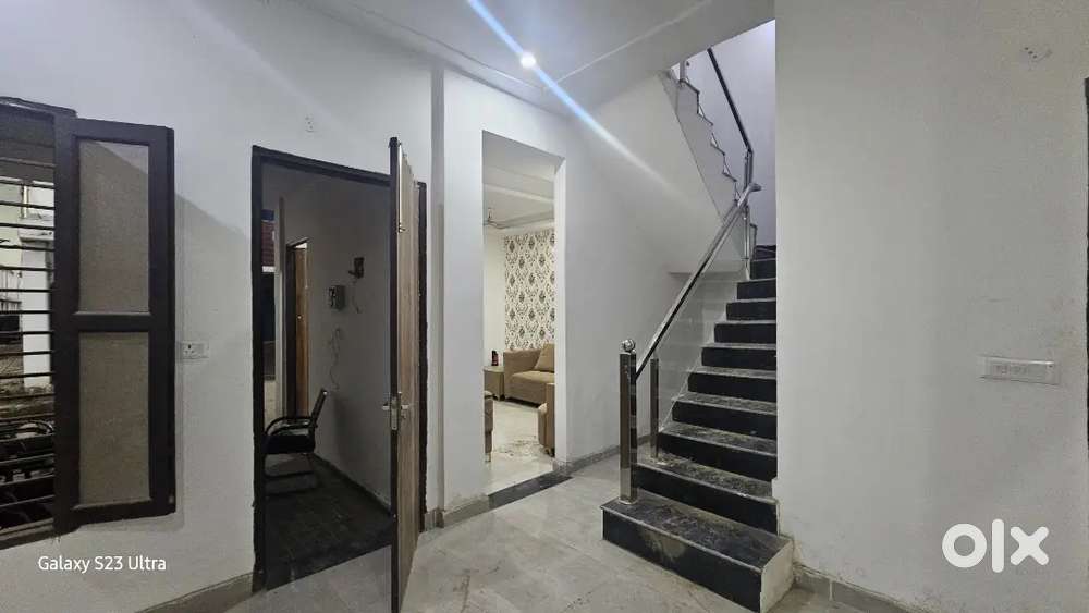 3bhk duplex villa - loan/registry/Mutation k sath. Noida extension