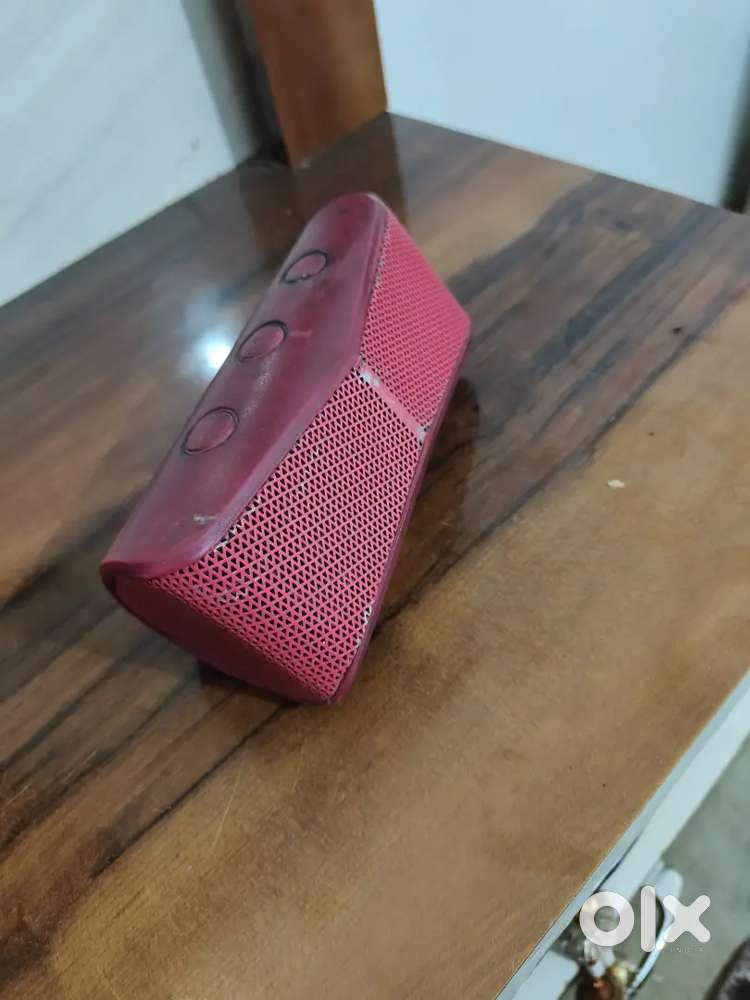 Logitech x300 mobile wireless stereo speaker
