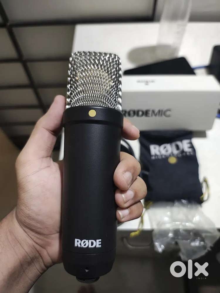 RODE NT1 MICROPHONE
