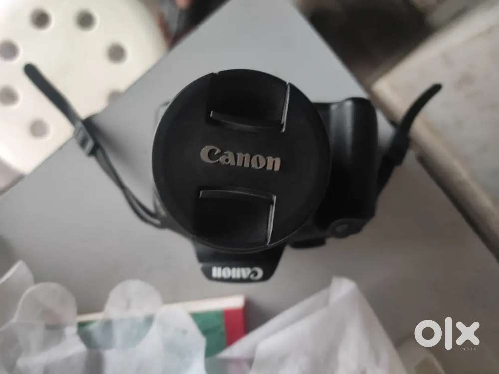 Canon 1500D