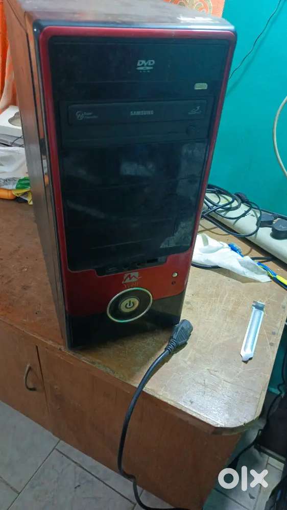 all type of computers CC cameras hard disc Rams available lowest price