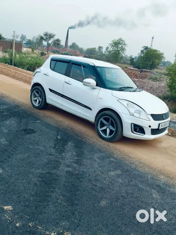 Maruti Suzuki Swift 2013 Diesel 68000 Km Driven