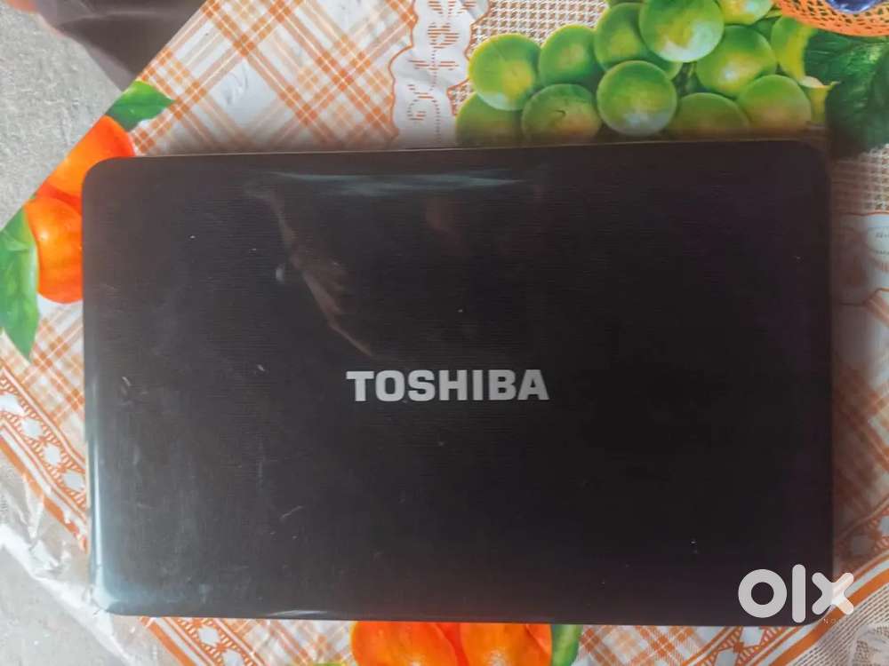 Laptop toshiba dot on screen and battery kharab aa