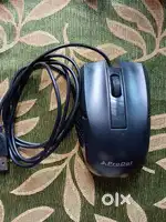 A prodot wired mouse