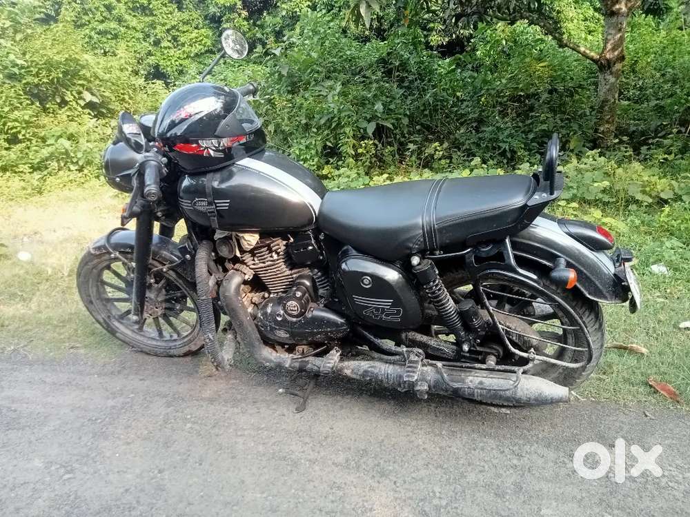 Jawa/42 new model