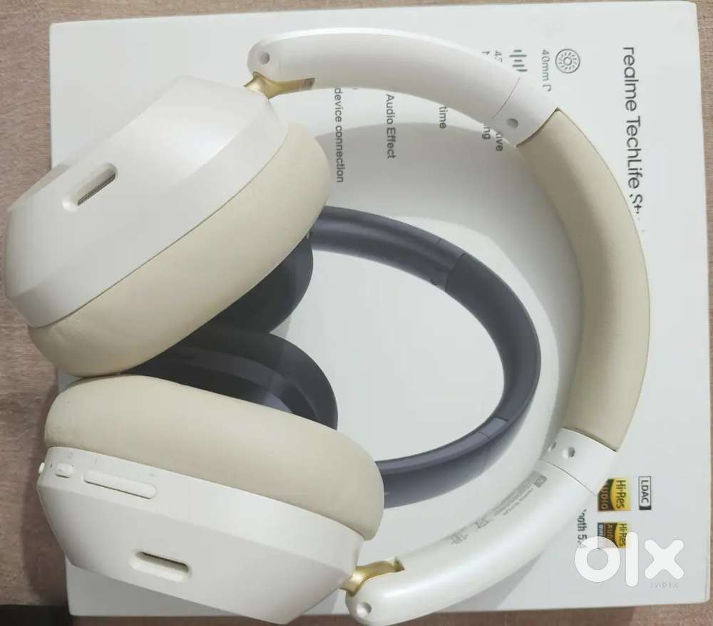 Realme techlife studio H1 wirless Headphone