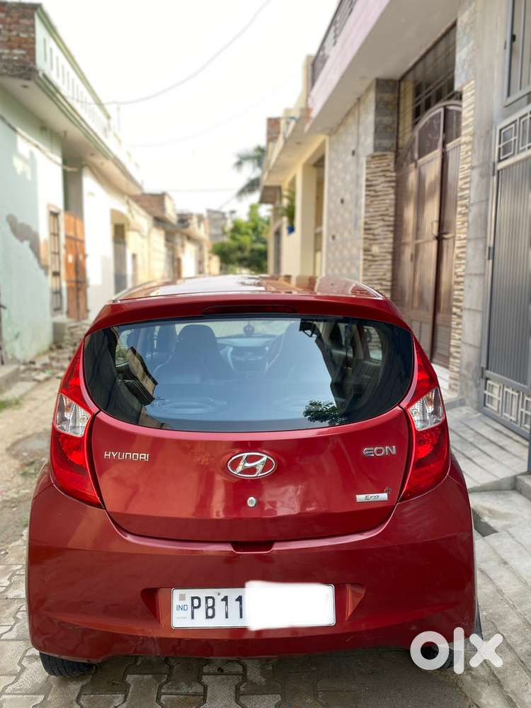 Hyundai EON 2012 Petrol Well Maintained