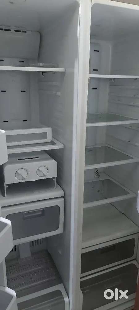 Samsung side by side 650 lr fridge