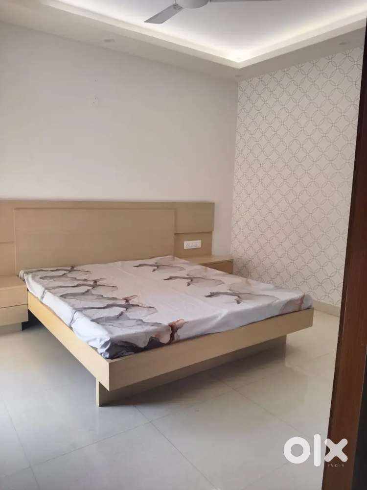 Ready to move 2 bhk flat