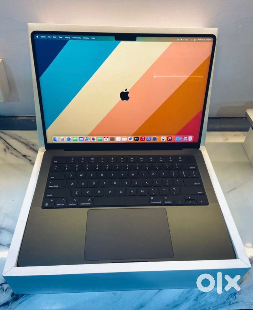 ( Mac huB ) Macbook Pro - M4 Chip ( Under Apple Warranty )