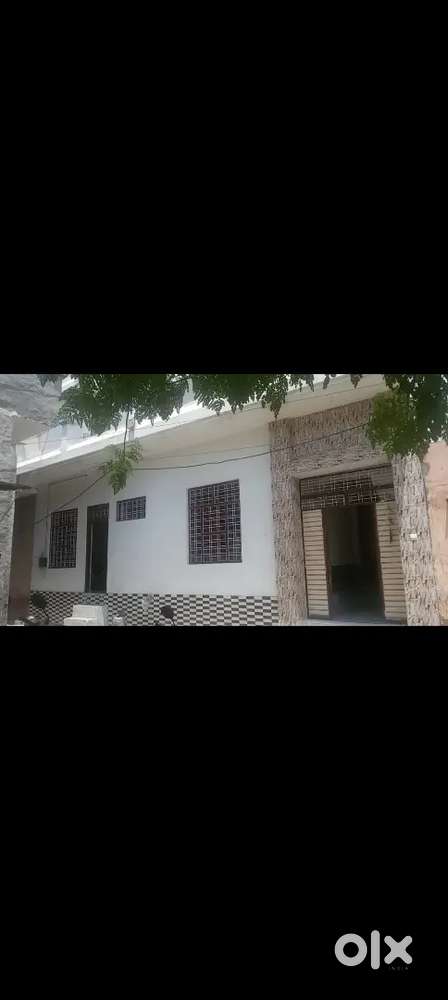 First floor on rent