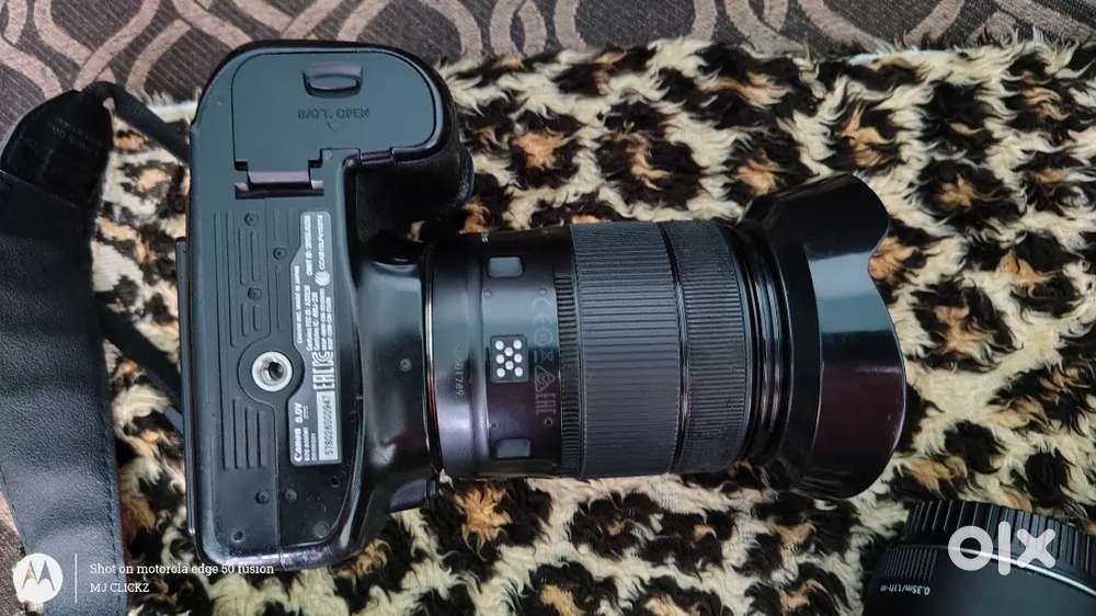 Canon EOS 80d with regular lence and 50mm lenc and original charger