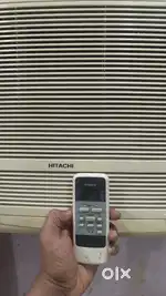 Hitachi 1.5 ton full child colling condition gud