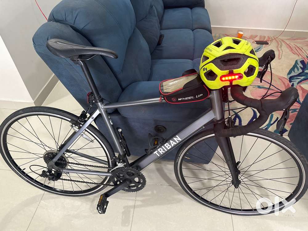 Good Condition Road Bike with full gear