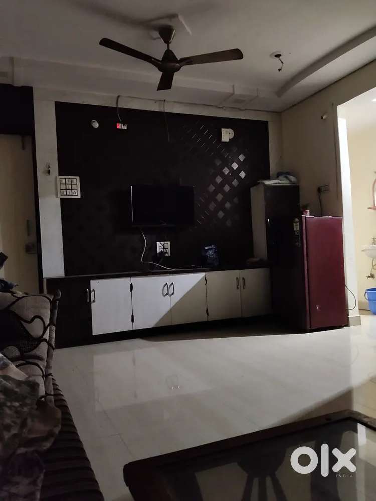 Search for Roommate. Female allowed only