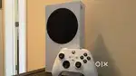 Xbox Series S 512GB + 2 Extra Wireless Controllers (Total 3)– Like New