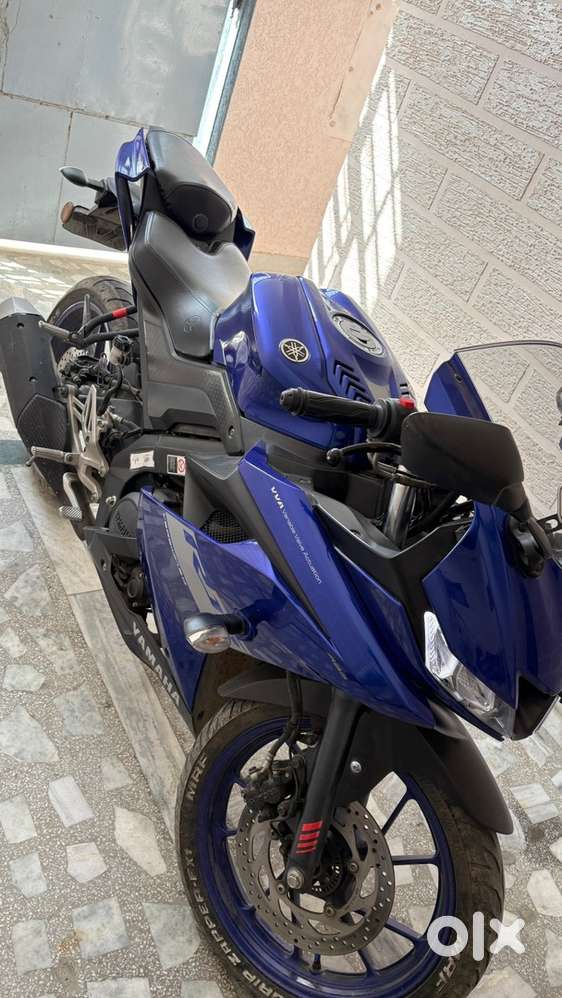 Showroom condition R15 v3 bs6 top model