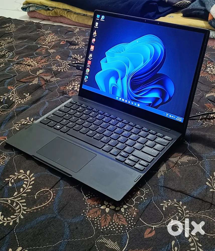 Dell laptop i5 generation laptop cum tablet
