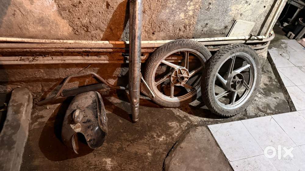 Handle , tyres , tank , silencer