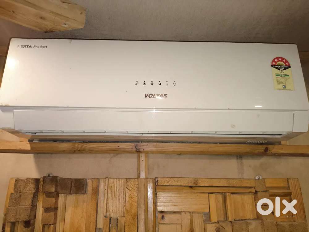 2 Split AC for sale!