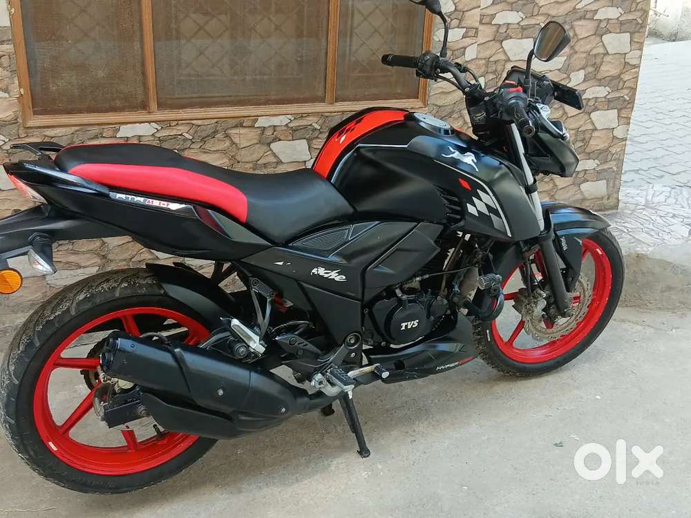 Oct/2021 Apache RTR160 4v 1st owner