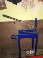 Coconut cutting mesion