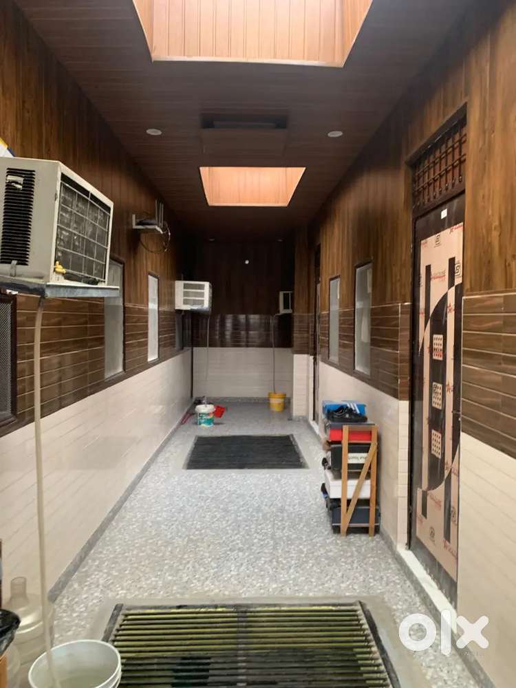 ROOM FOR RENT NEAR BOTANICAL GARDEN METRO STATION