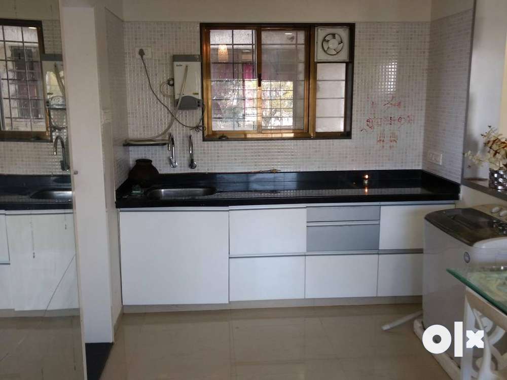 2 Bhk Fully Furnished Flat For Rent NEar MAgarpatta, Amanora PArk Town