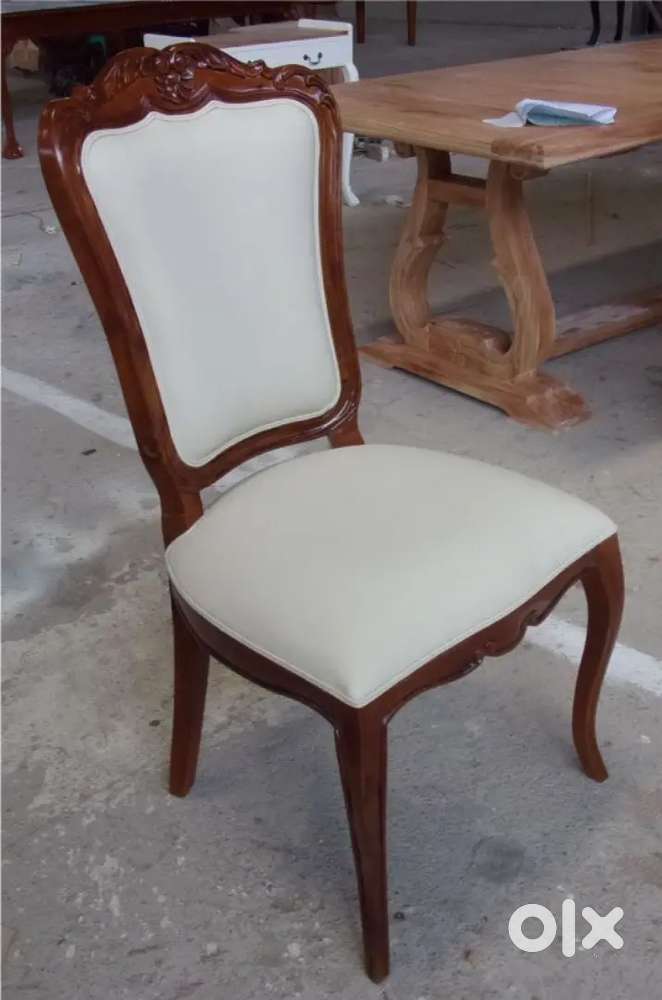 #WeddingStyle #RoyalDecor #VIPSeating
