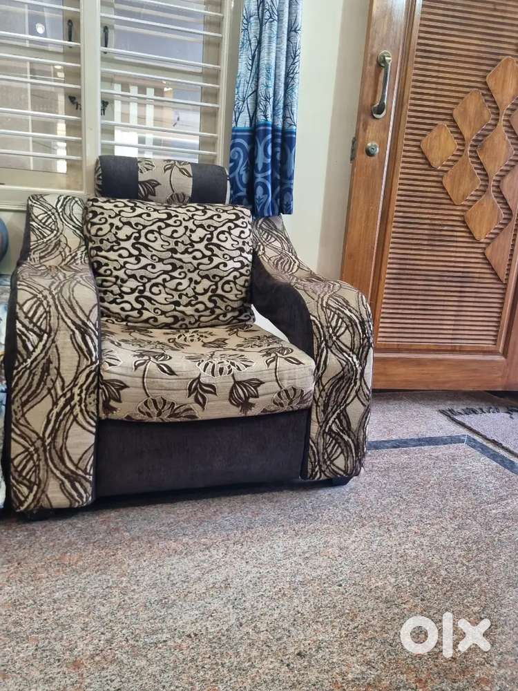 3+1+1 sofa