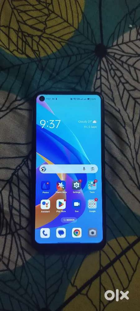 Oppo A76 6 GB RAM 128 storage,  back camera not working