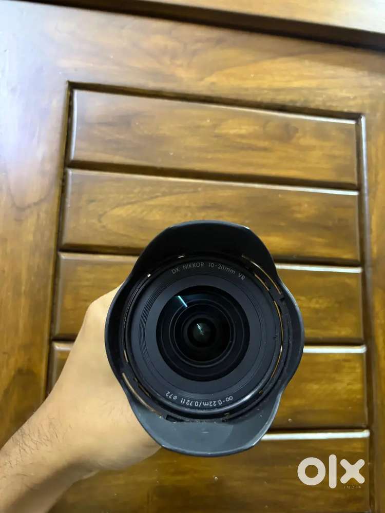 Nikon 10-20mm Wide Angle AF-P DX VR DSLR Lens in new like condition