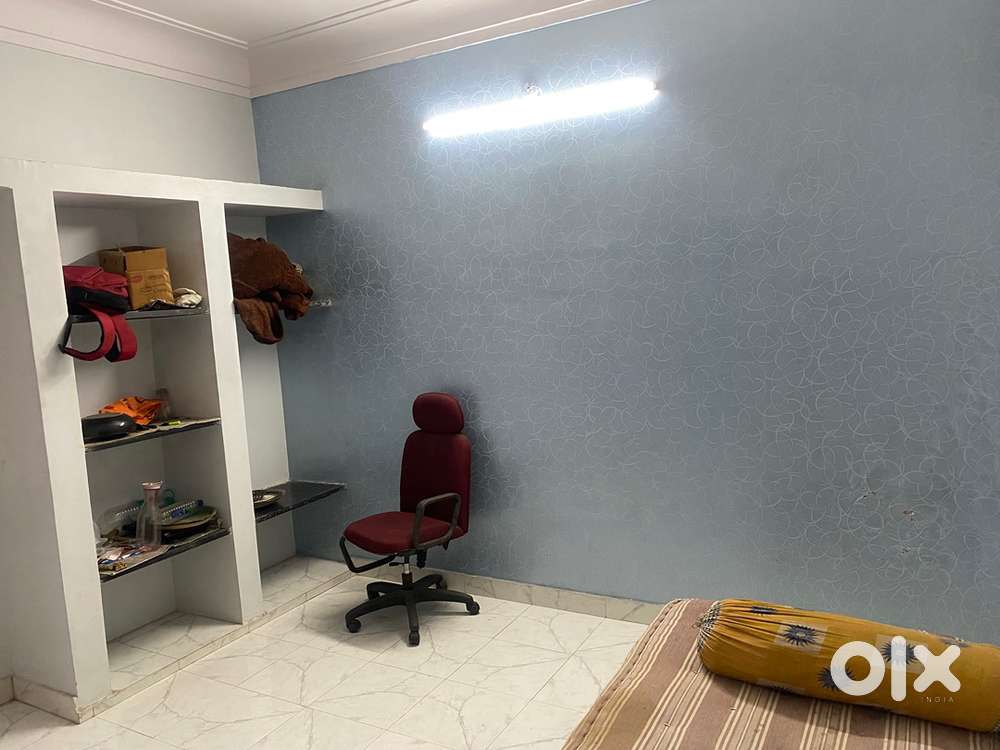 Room rent for boys and company