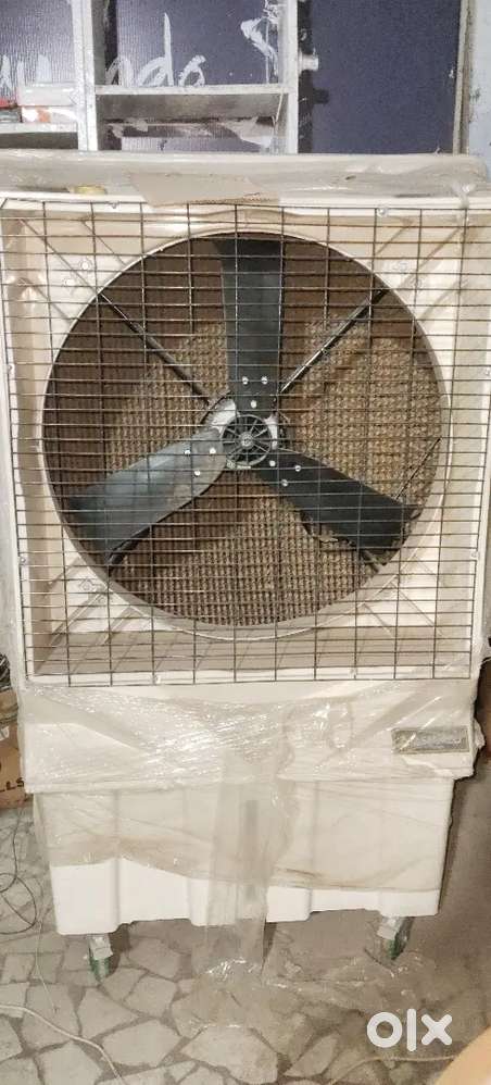 30  180 L Assured tent cooler