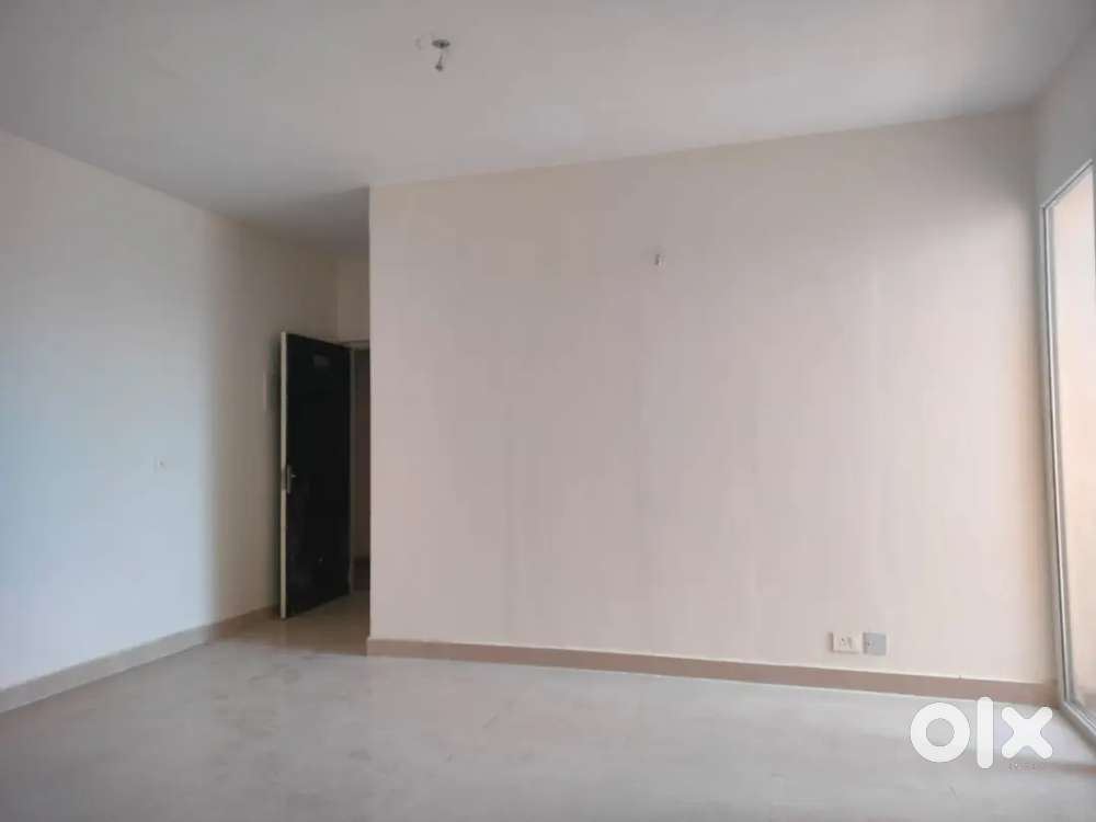 2 bhk 2 bath unfurnished flat