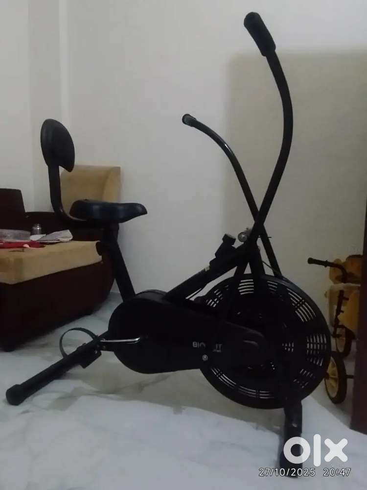 Exercise cycle