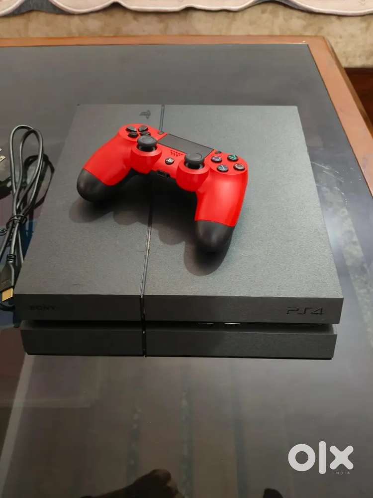 Play station 4 1 tb console