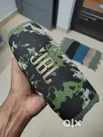 JBL Charge 5 Bluetooth Speaker
