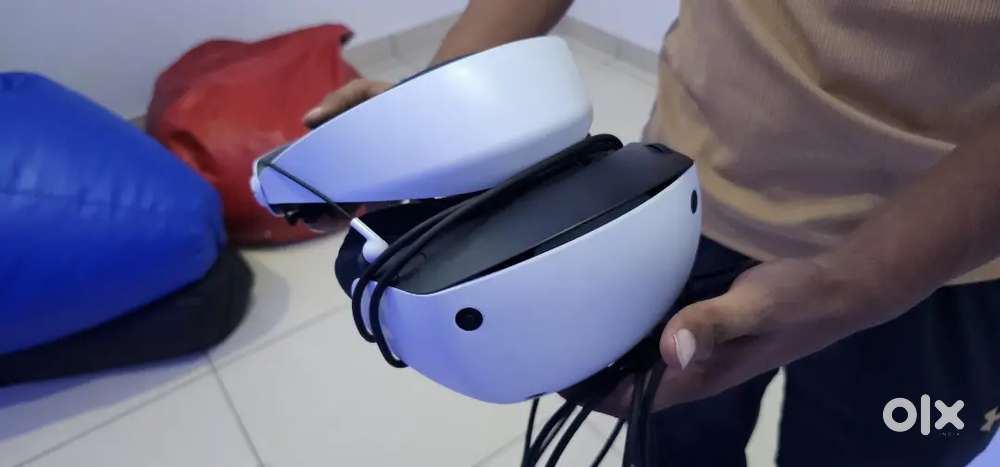 PLAYSTATION VR2 3 MONTHS OLD