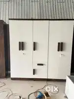 BRAND NEW  5 DOORS WARDROBE