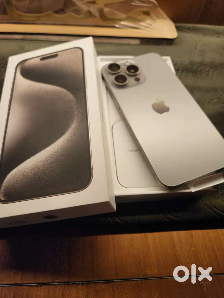 iphone 15 pro max natural