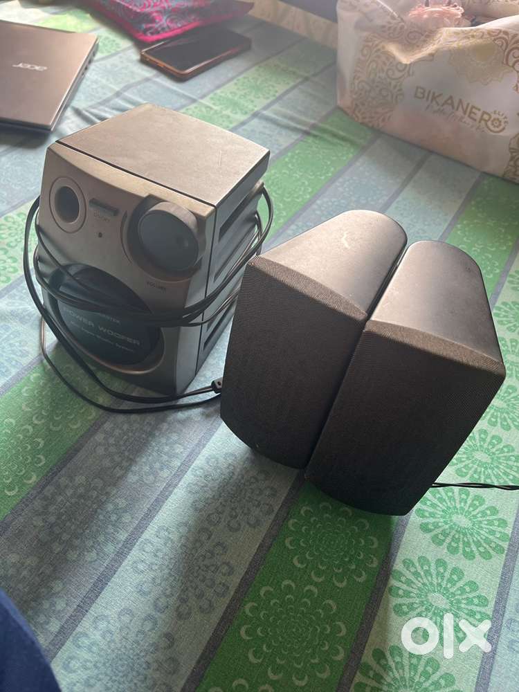 Wired speaker