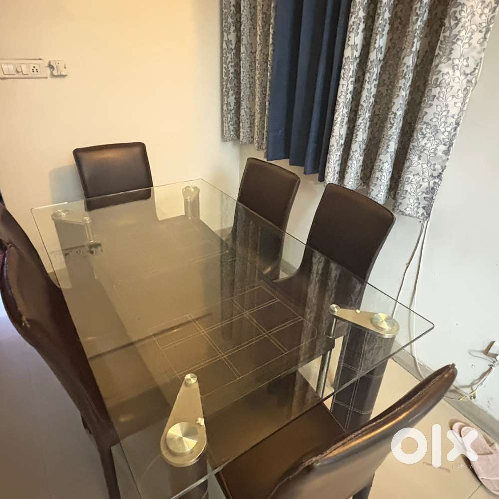 dinning table
