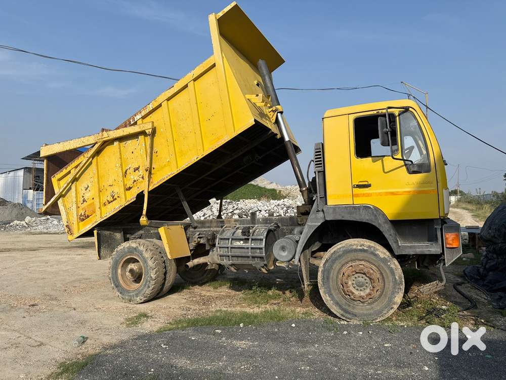 Man 6 wheel tipper for sale