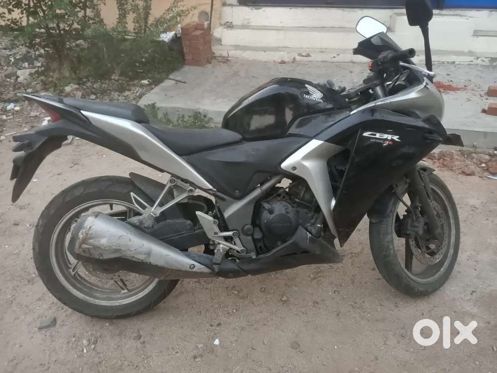 Cbr 250r 2011 nigoatible