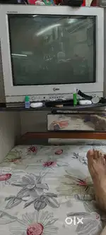 Lg  flatron golden eye function 21 colour tv