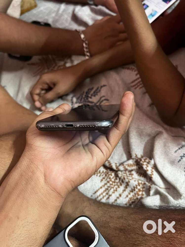 Iphone 11 all working