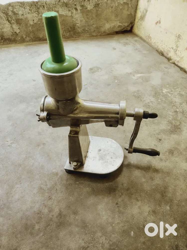 Mossami Juicer Machine . New One , Rarely Used , one month old
