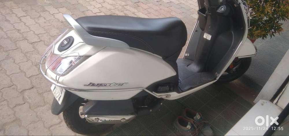 Good condition, white colour, single use.