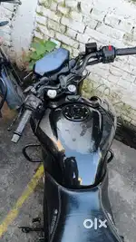Pulsar n160 & apache rtr 160 4v race edition both bike sell
